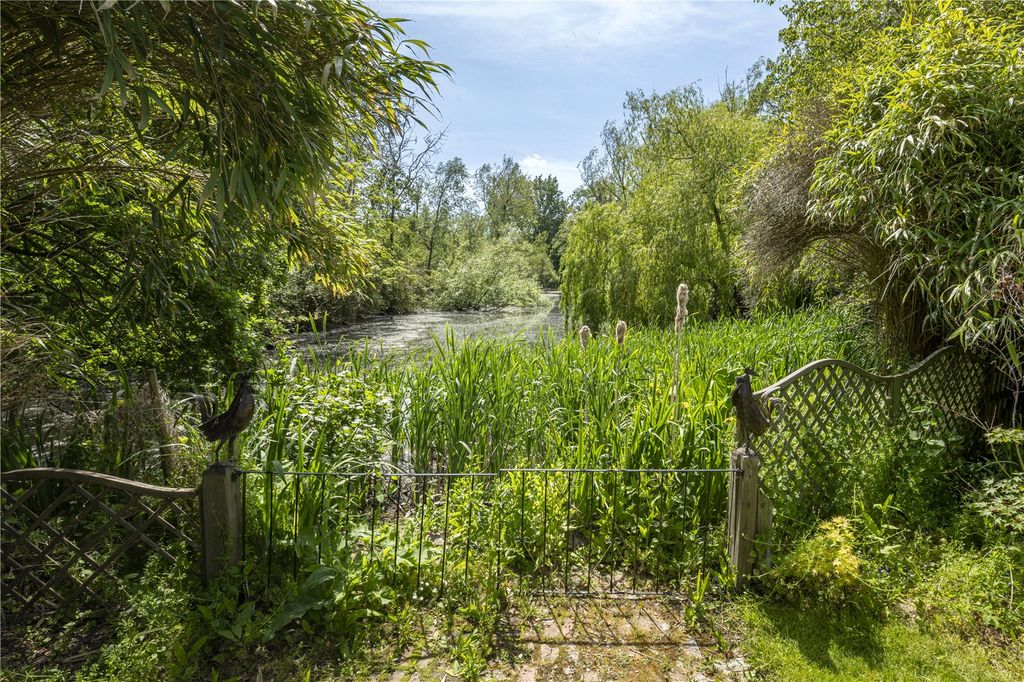 Property photo 2 of 38 Picture No. 37