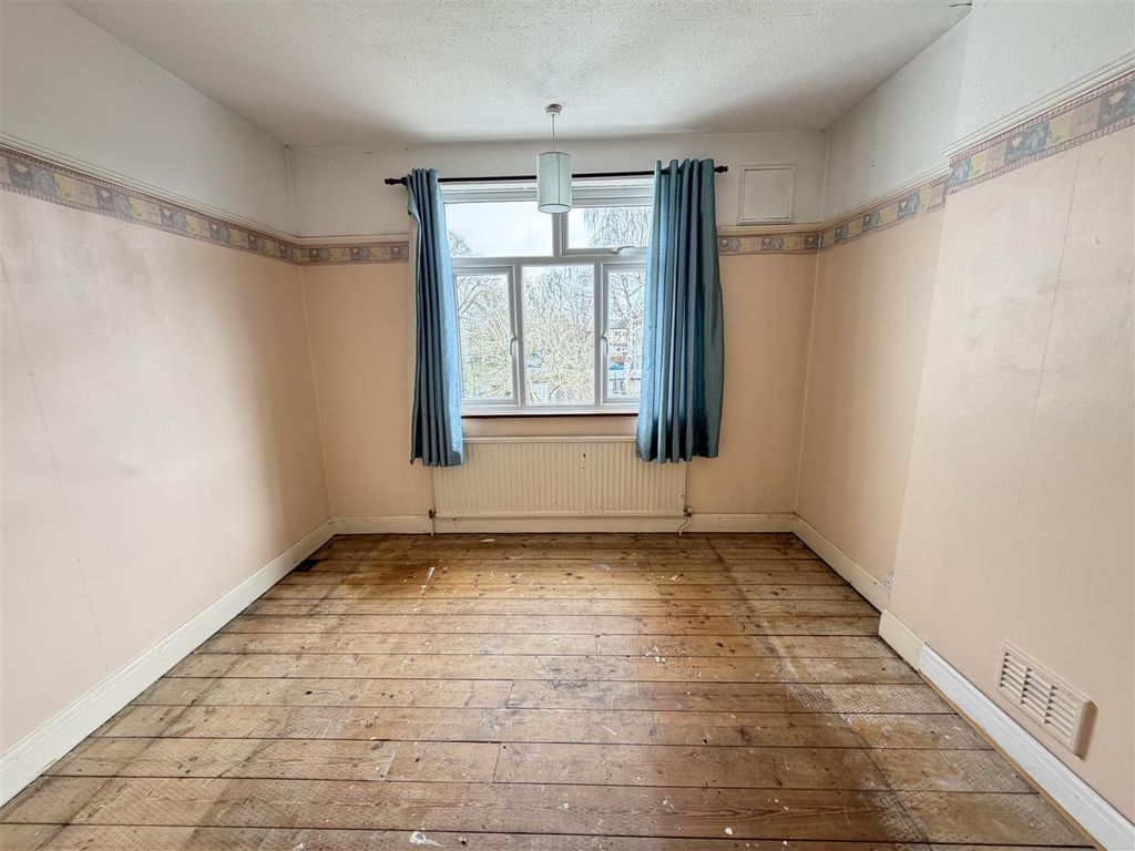 Property photo 3 of 10 Pic1.Jpeg