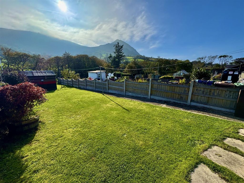 Property photo 2 of 19 Img_2063.Jpeg