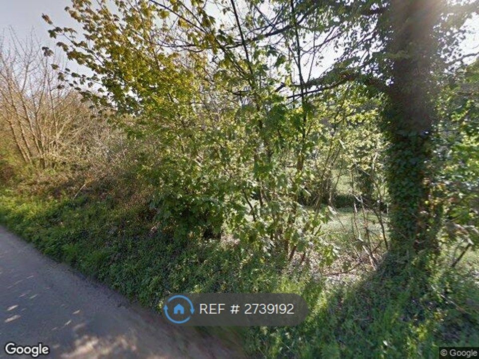 Property photo 3 of 12