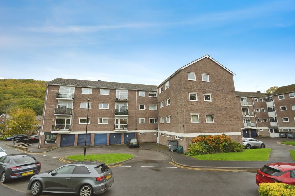 Property photo 1 of 17 Photo