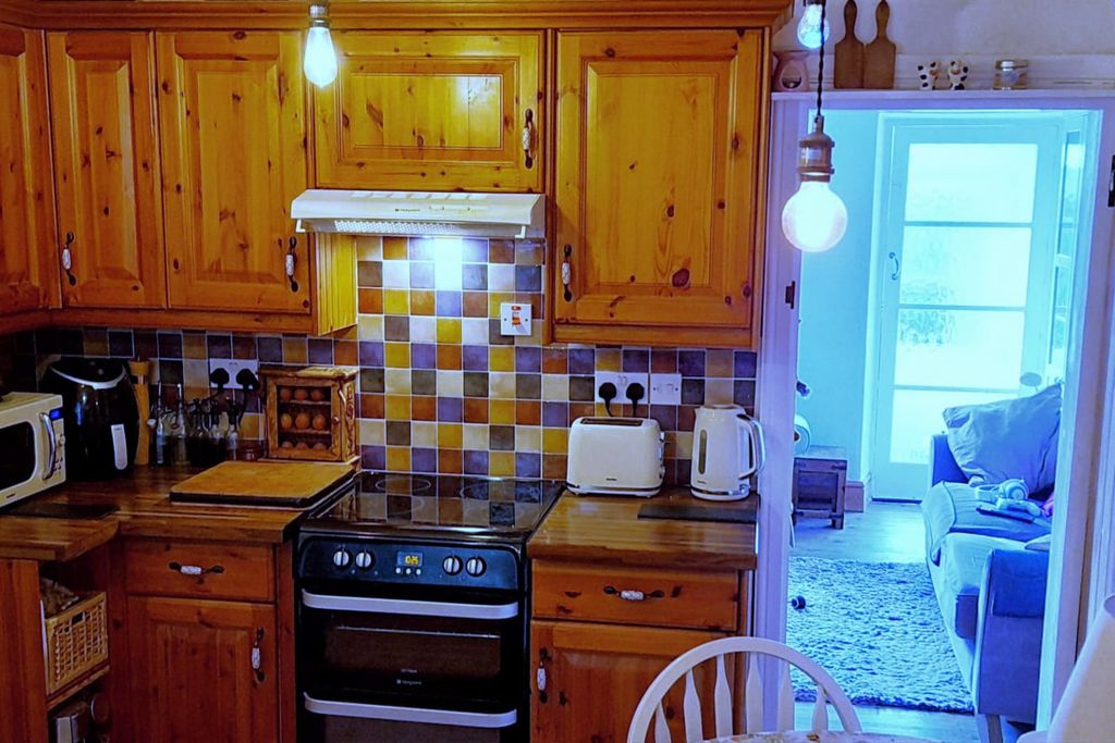 Property photo 3 of 10