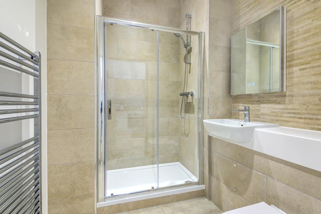 Property photo 1 of 5 Bathroom