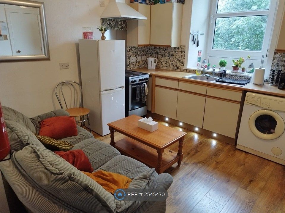 Property photo 3 of 5