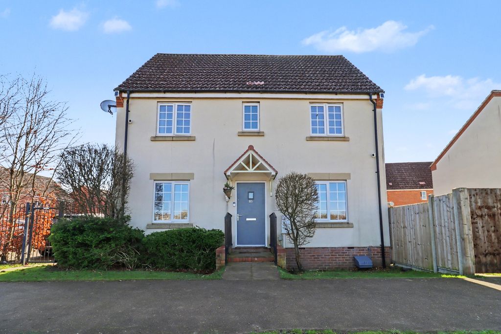 Property photo 1 of 17 5000950