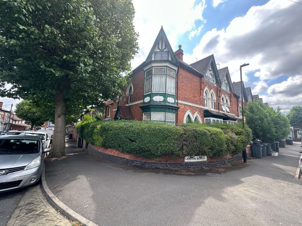 Property photo 1 of 31