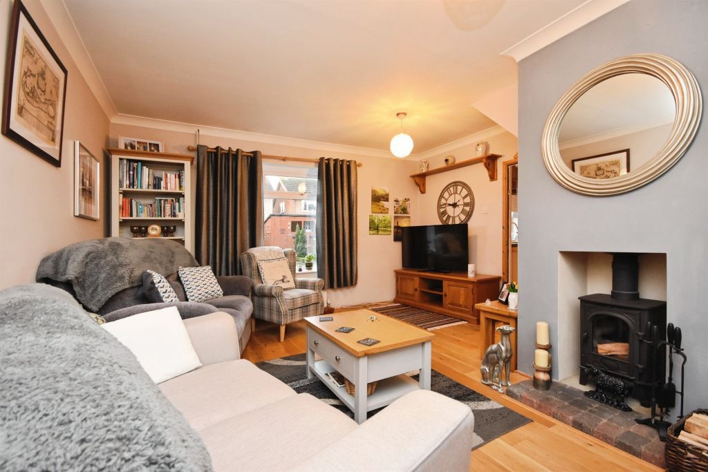 Property photo 3 of 17