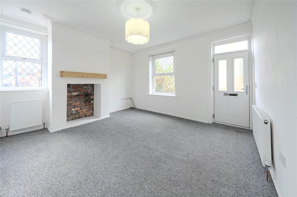 Property photo 3 of 16 Picture No. 05