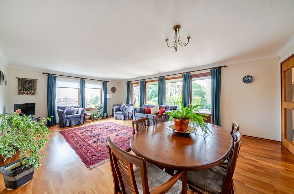 Property photo 3 of 20 Photo 2