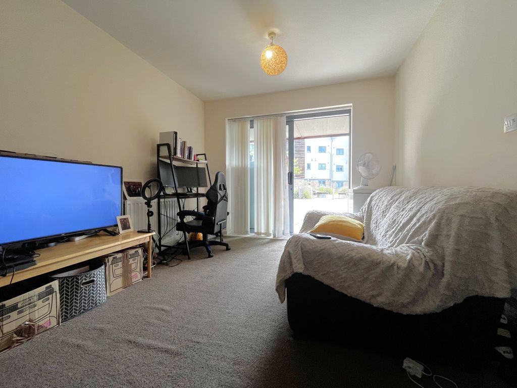 Property photo 3 of 7 Img_0062