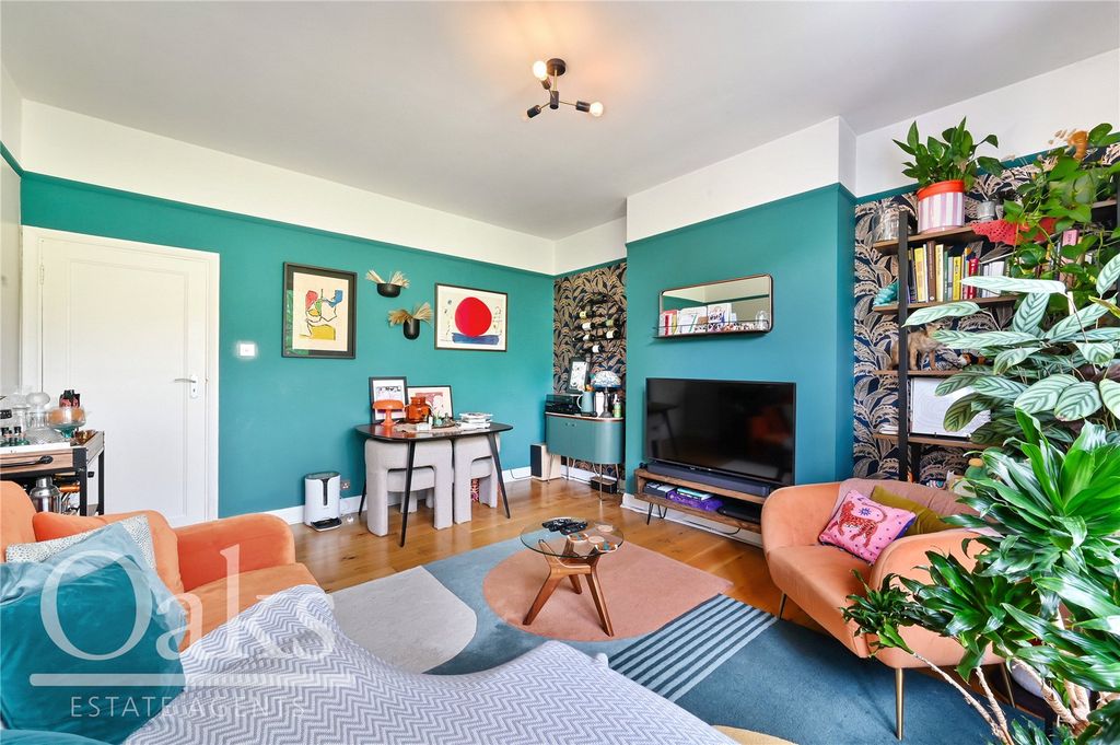 Property photo 3 of 12 Picture No. 13