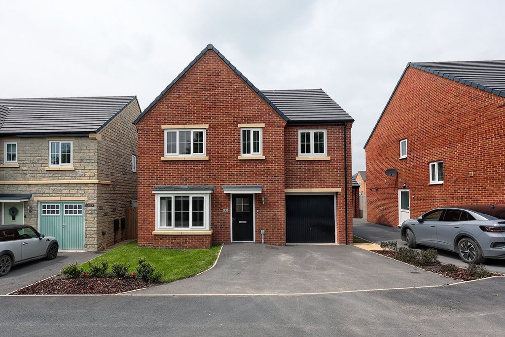 Property photo 1 of 23 4236780