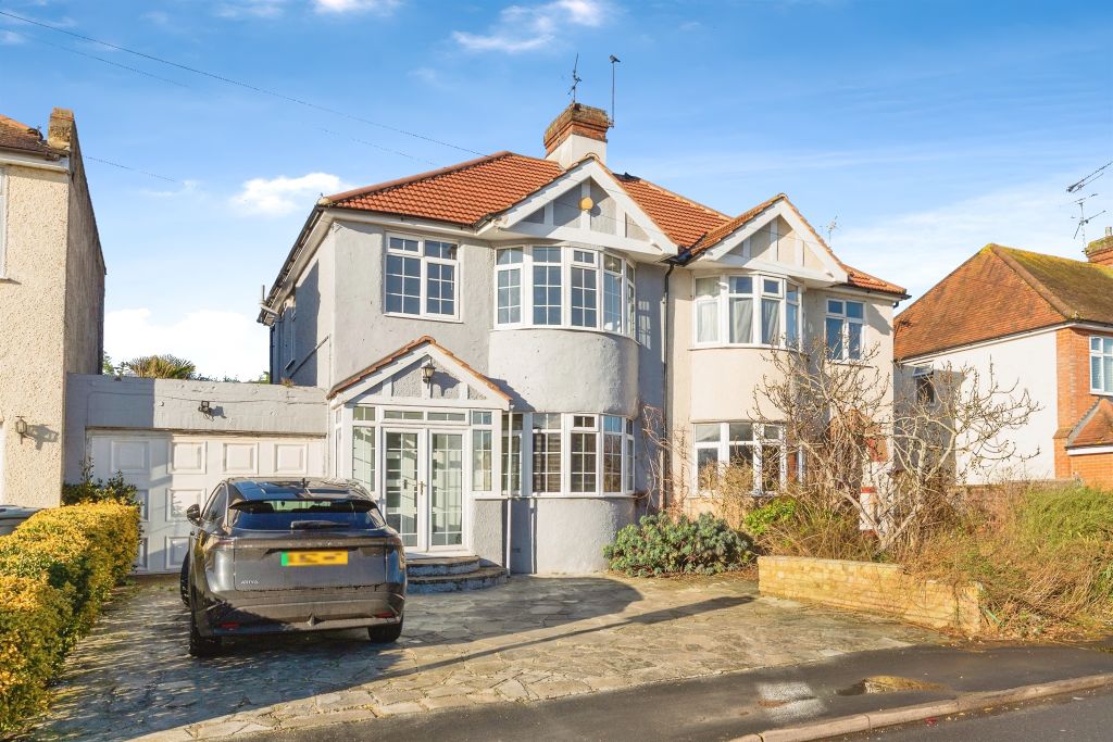 Property photo 1 of 18