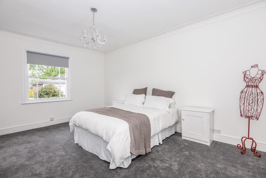 Property photo 2 of 8 Bedroom