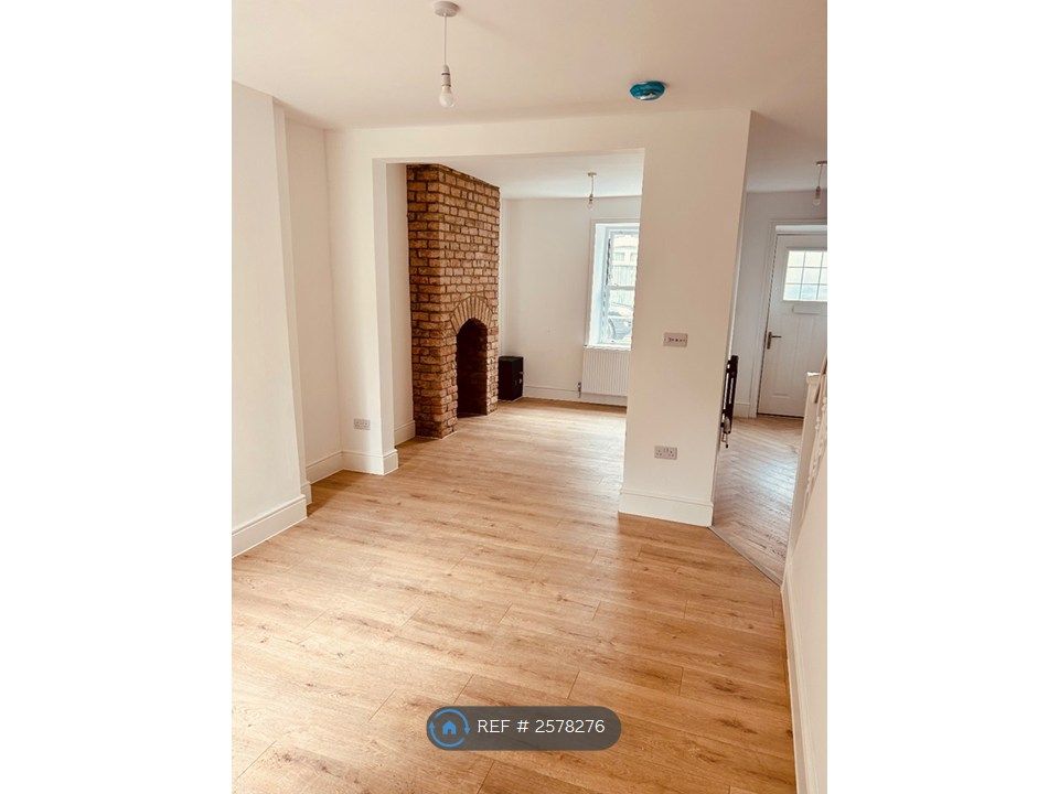 Property photo 3 of 14 Open Plan Living Room