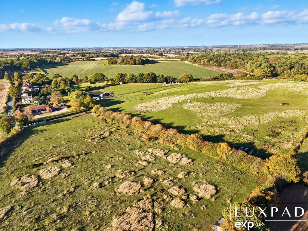 Property photo 3 of 50