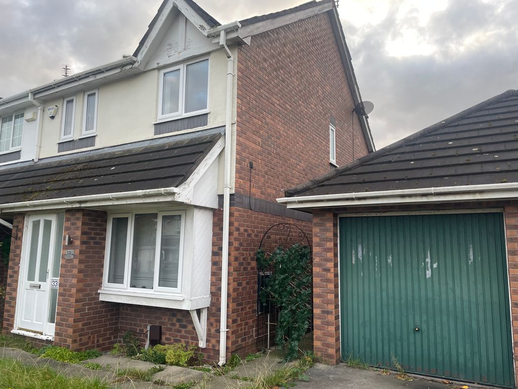 Property photo 2 of 12