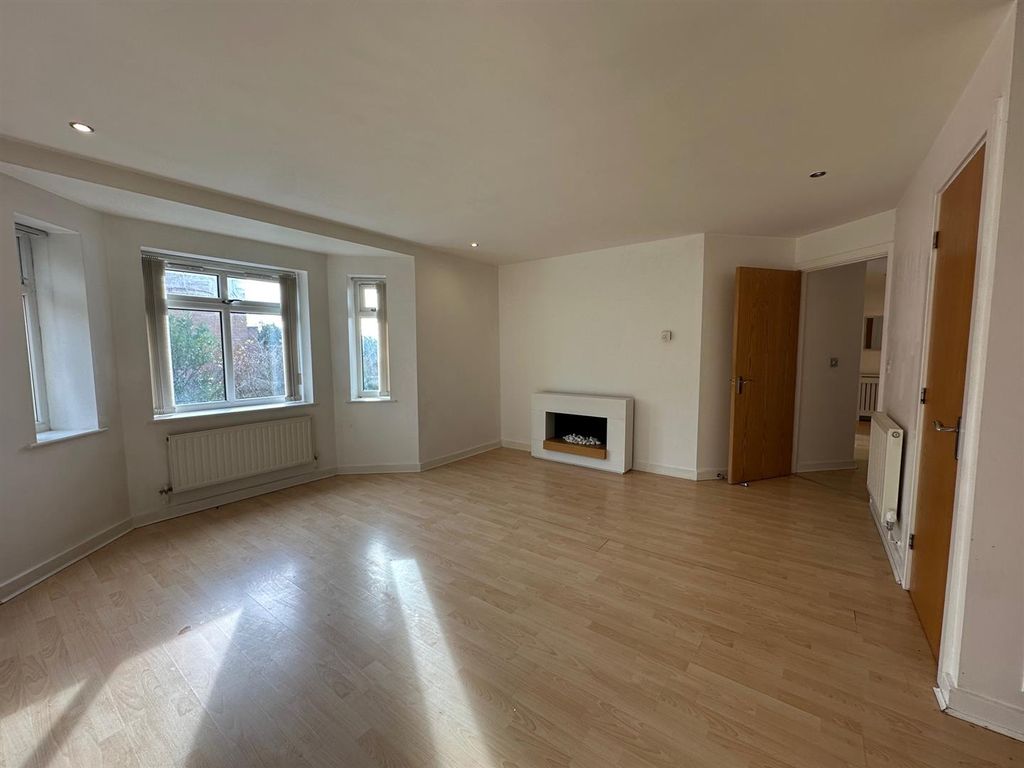 Property photo 2 of 8 Img_5164.Jpg