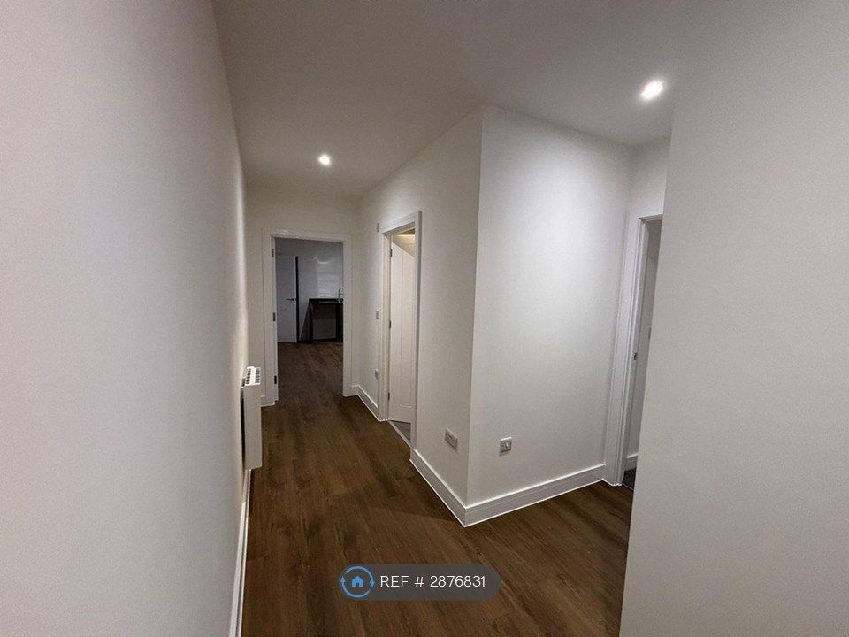 Property photo 3 of 6 Entranceway