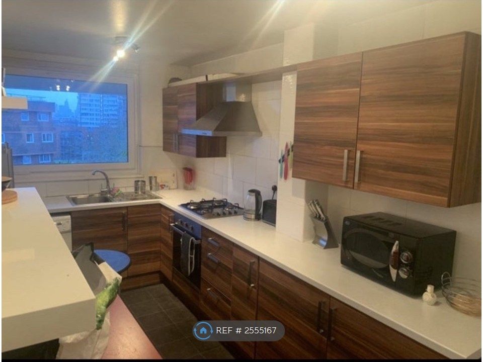 Property photo 1 of 2
