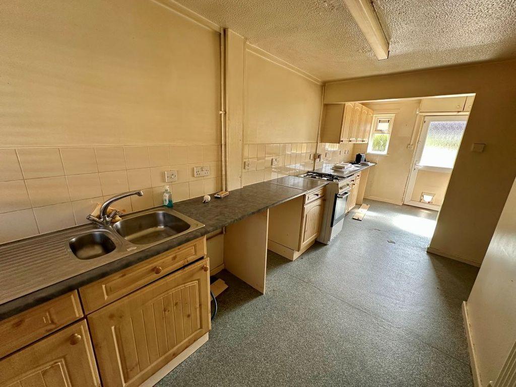 Property photo 3 of 10 Image 3