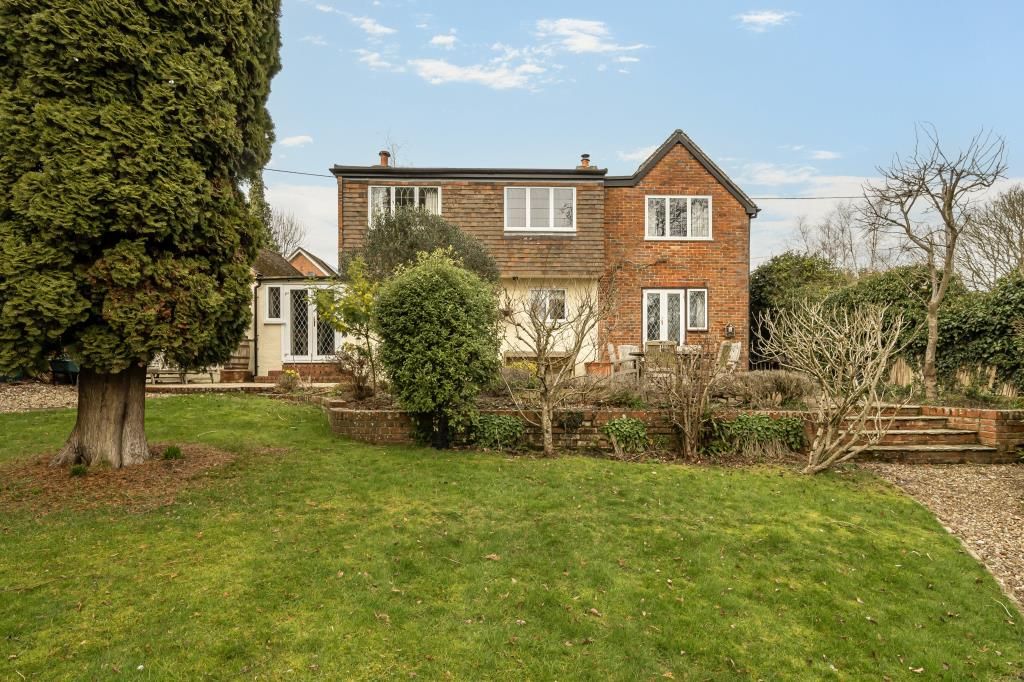 Property photo 2 of 27 Garden