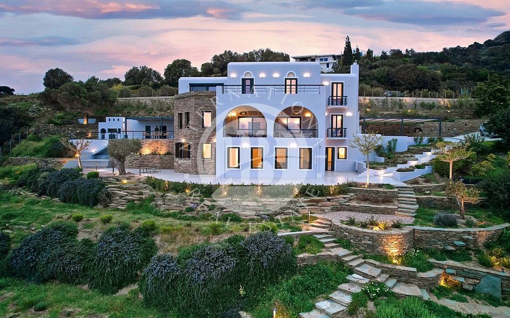 Property photo 2 of 32