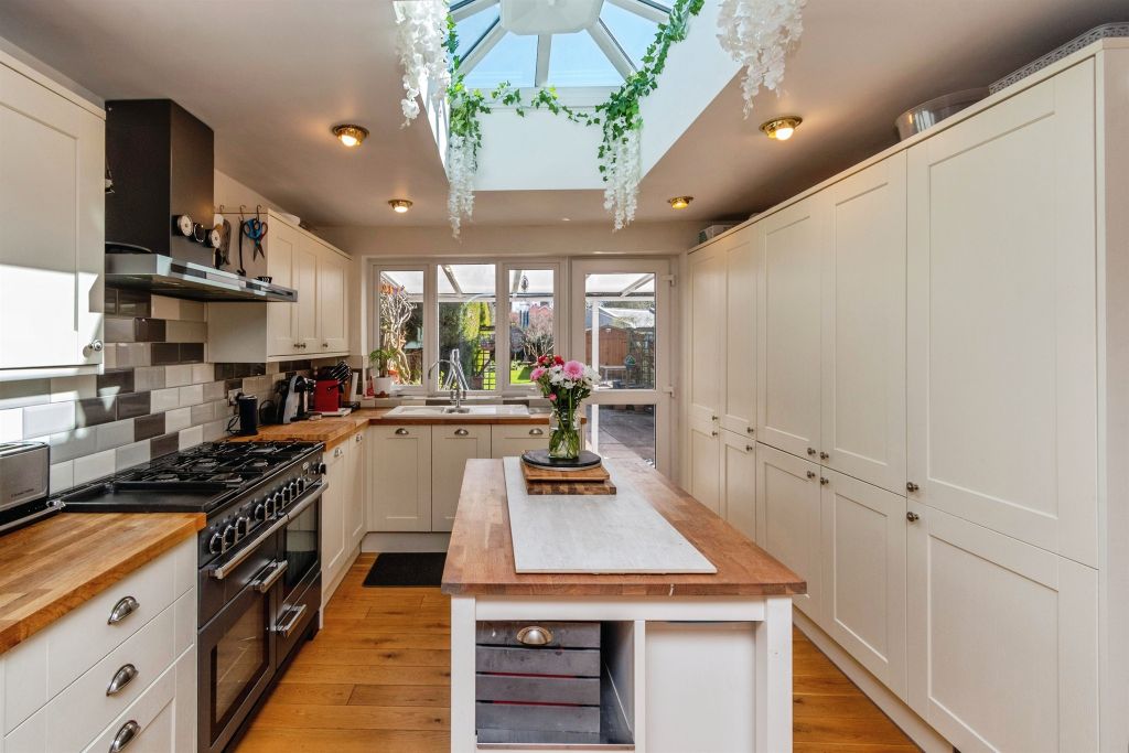 Property photo 3 of 24