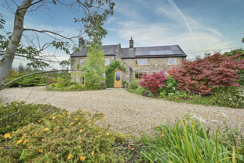 Property photo 1 of 65 Front