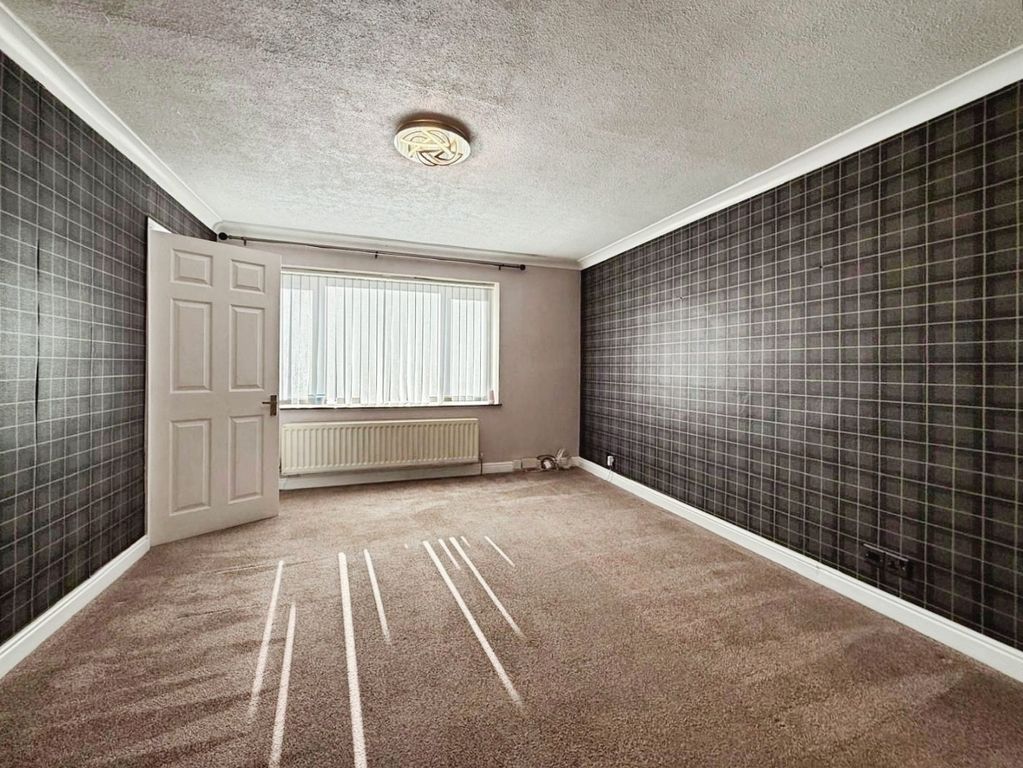 Property photo 2 of 24 Pbox-Img.Jpg