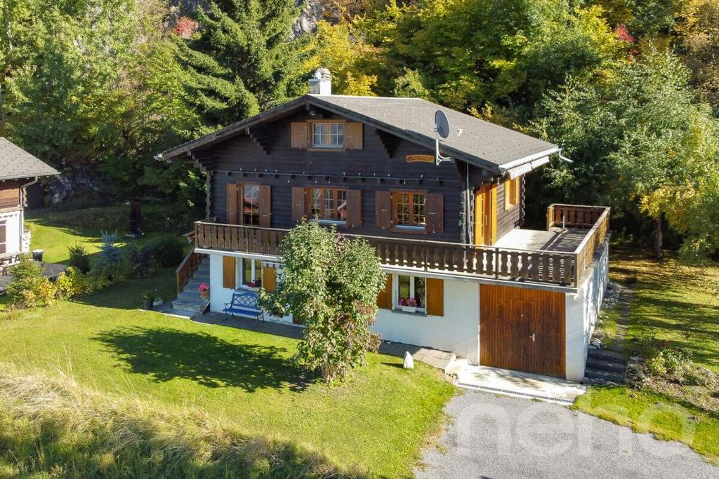 Property photo 3 of 12