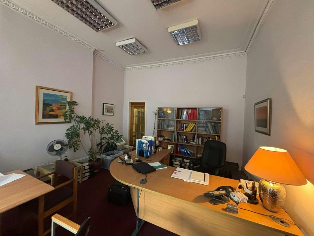 Property photo 3 of 8 1st Floor