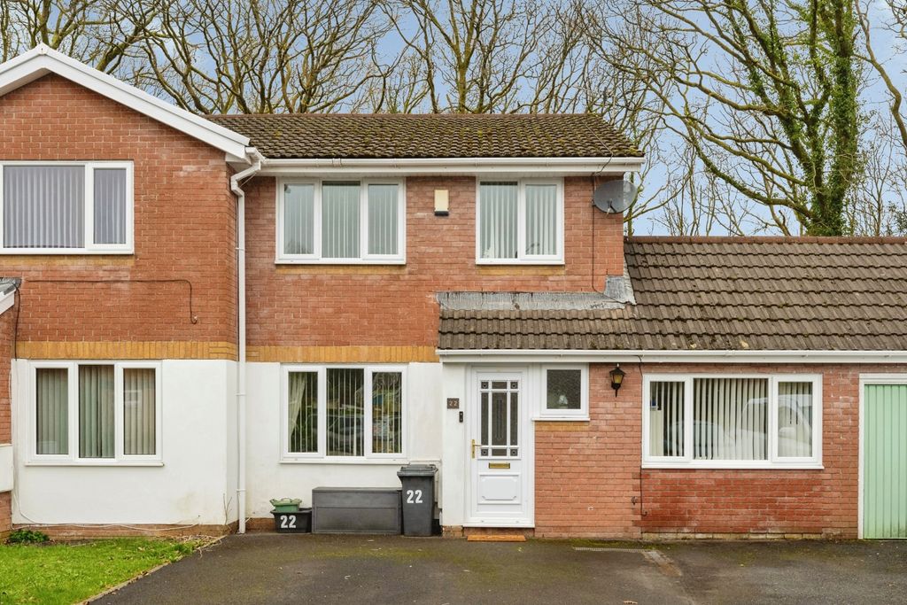 Property photo 1 of 16 Pbox-Img.Jpg