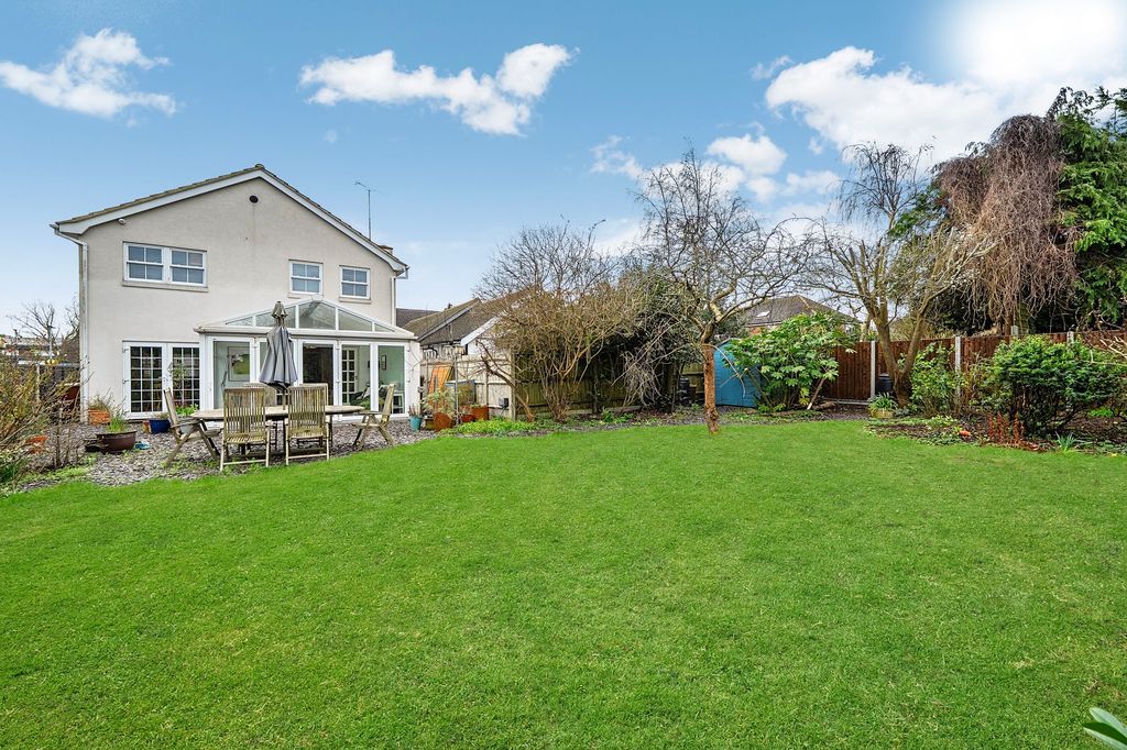 Property photo 2 of 22