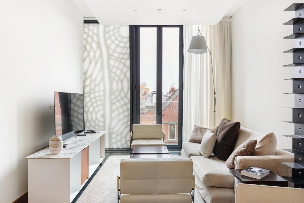 Property photo 1 of 12 Image