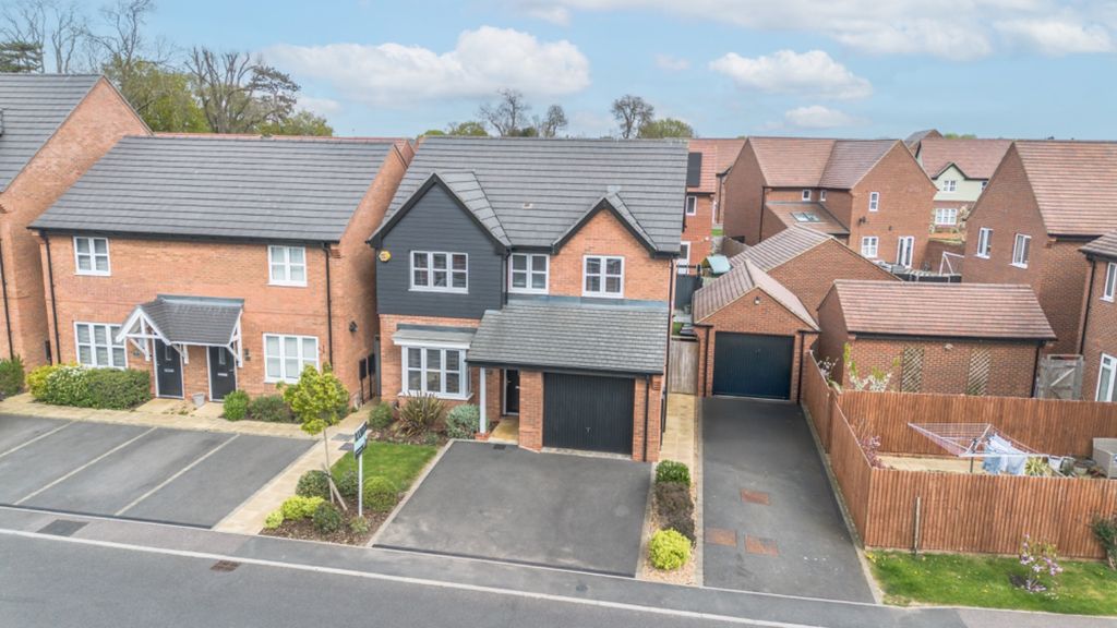 Property photo 1 of 29 4002323