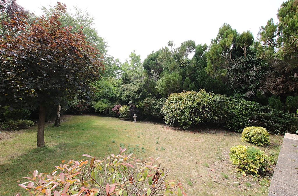 Additional image 22 of 4 bed detached house for saleErmyn Way, Leatherhead KT22