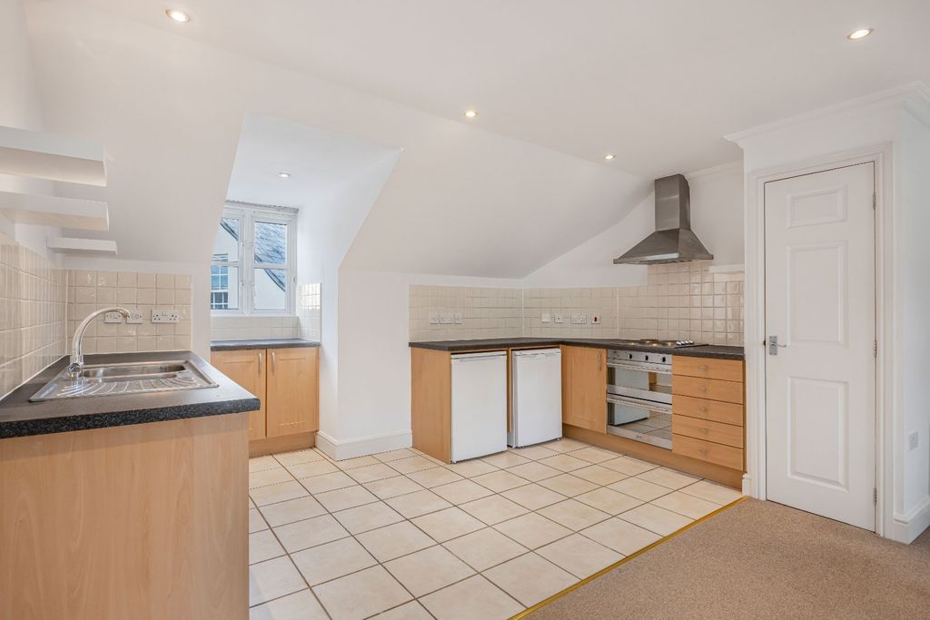 Property photo 2 of 13 Kitchen
