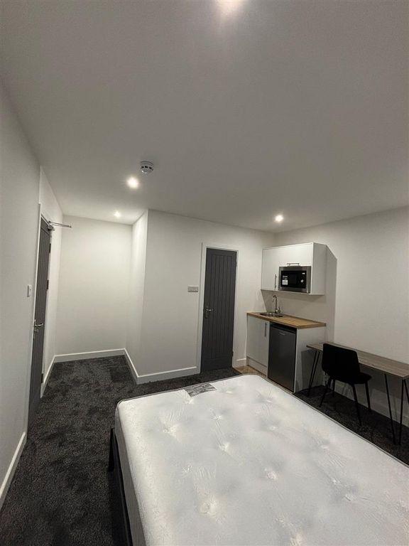 Property photo 3 of 9 Whatsapp Image 2025-11-19 At 11.05.05_Ec3A25Fb.Jpg