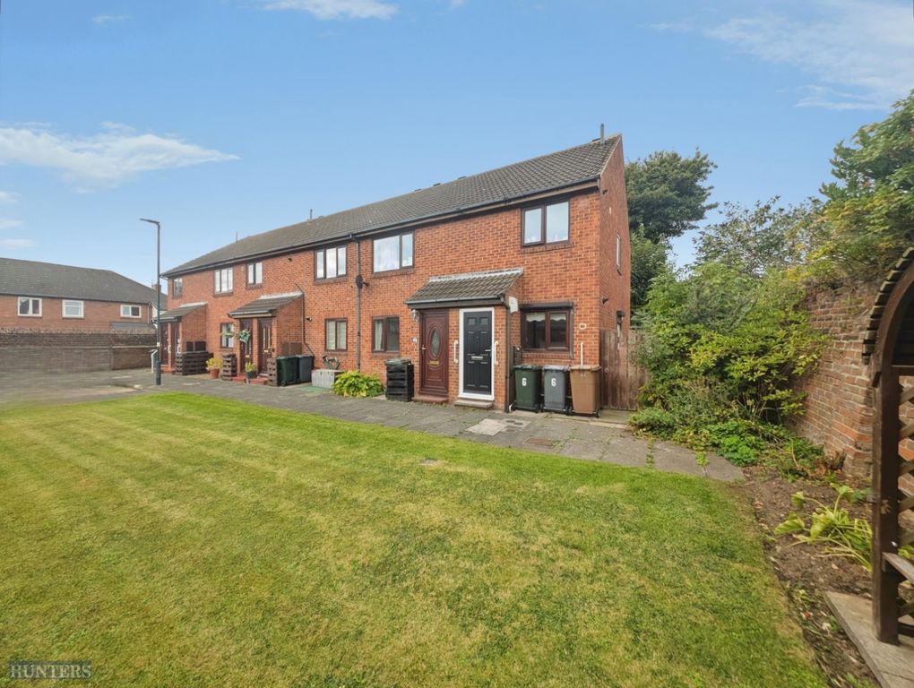 Property photo 1 of 11 Pbox-Img.Jpg