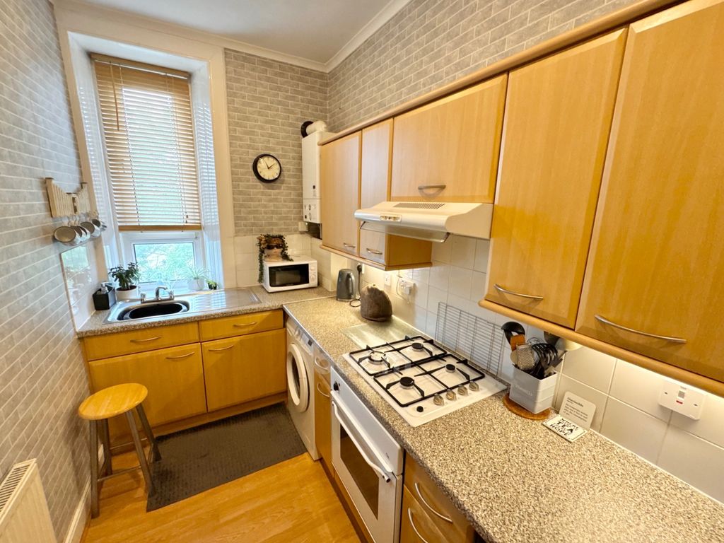 Property photo 3 of 19 Img_7859