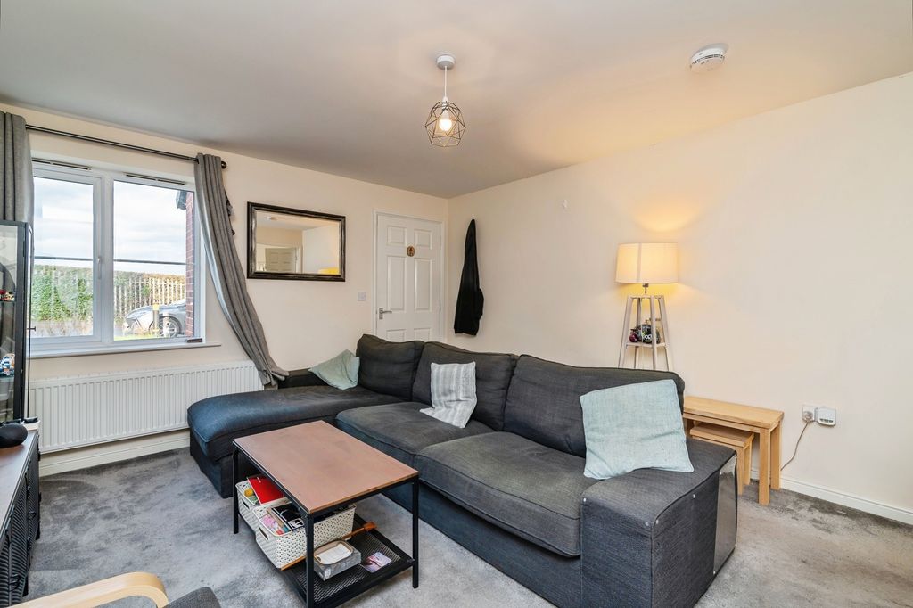 Property photo 3 of 15 Pbox-Img.Jpg