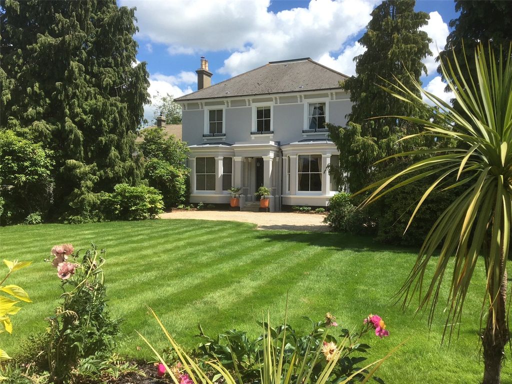 Property photo 1 of 24 Fairlawn