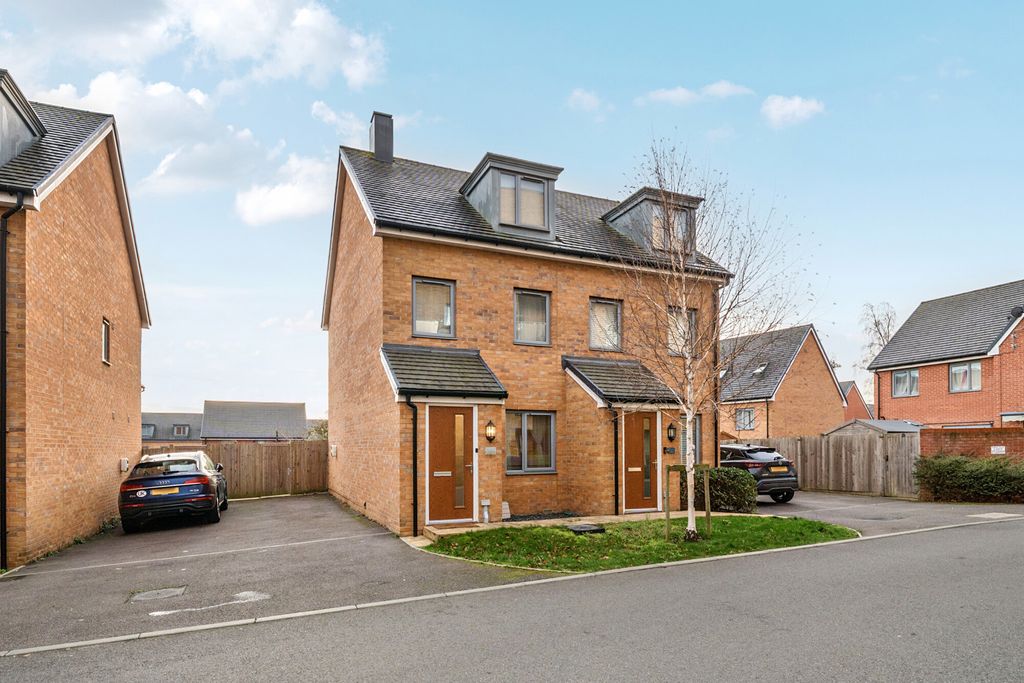 Property photo 1 of 23 External