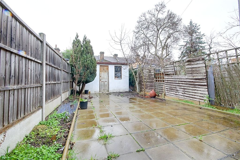 Property photo 2 of 12 Picture No. 08