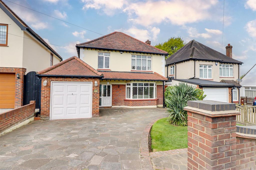 Property photo 1 of 26