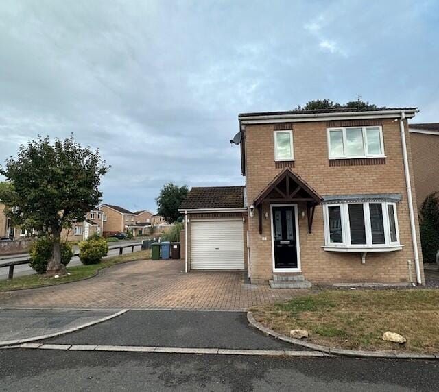 Property photo 1 of 21