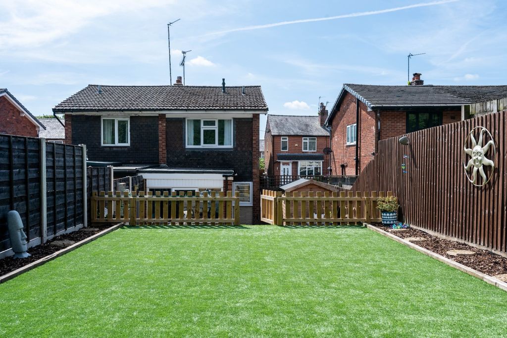 Property photo 3 of 34 4299736