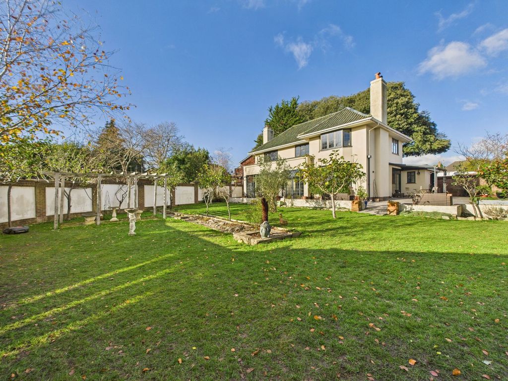 Property photo 1 of 38