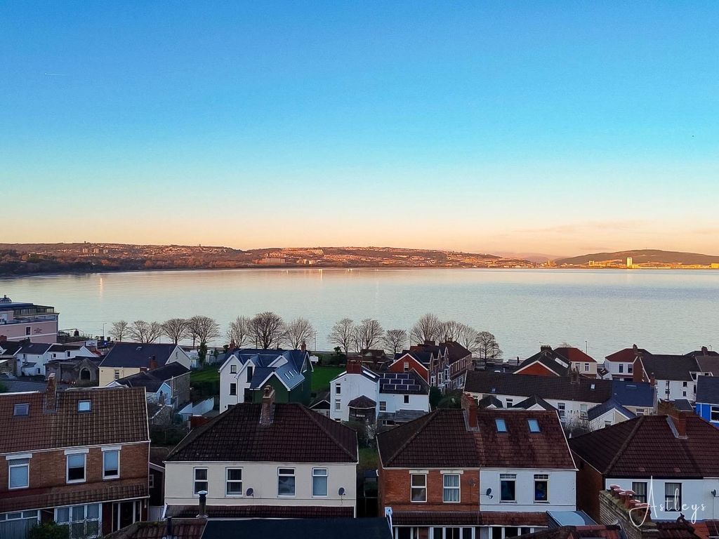 Property photo 3 of 23 2Sugq6P03c.Jpg